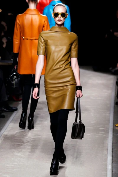 Look 26